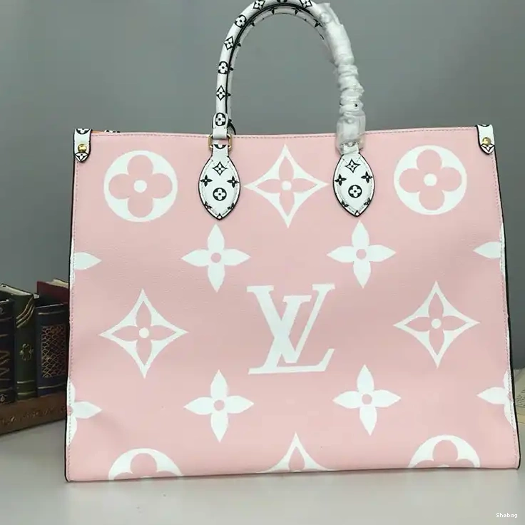 19T1L0703 LV Bags 0801